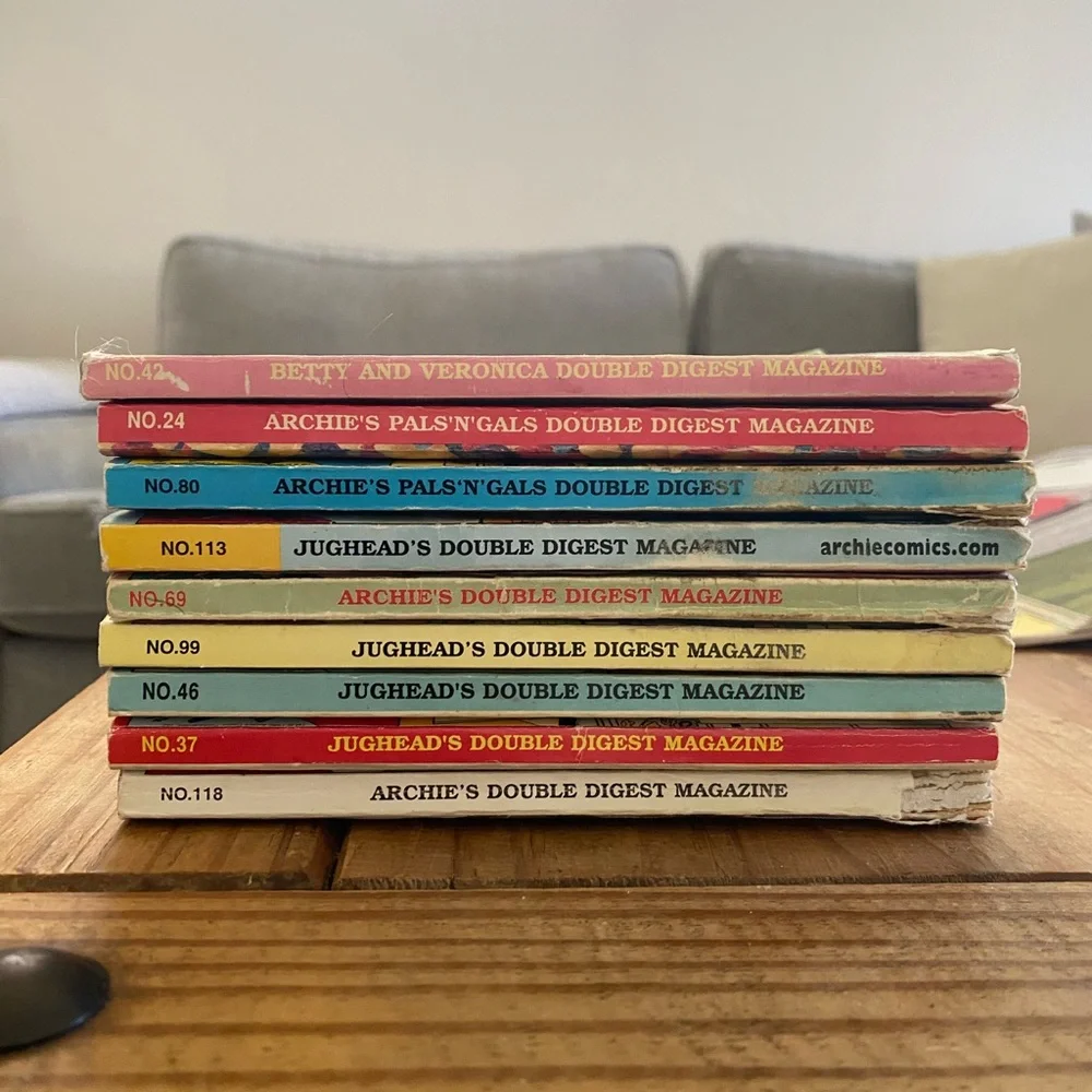 Archie Comics - Picture 2 of 2